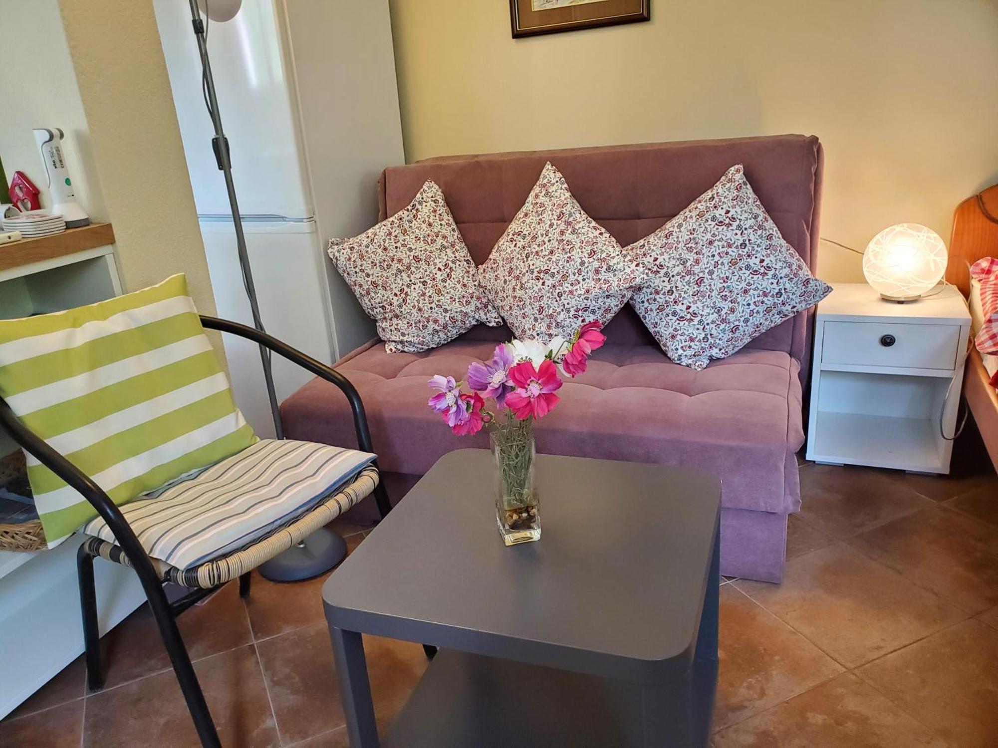 Ecohouse Risan Studio Bagian luar foto